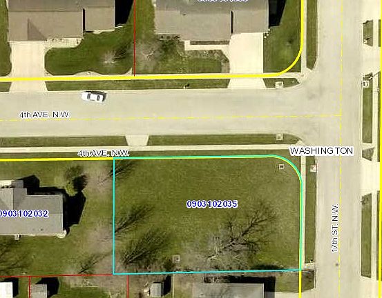 3rd image of 1701 4th Ave NW