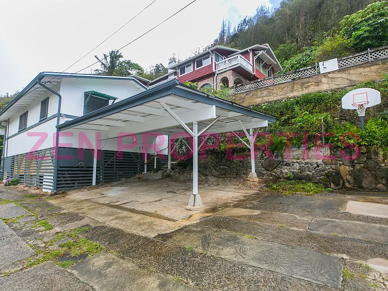 1555 Moani St — Photo 47