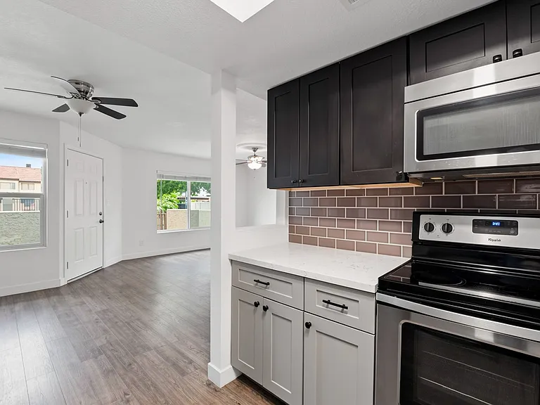 2040 S Longmore #47 — Photo 14
