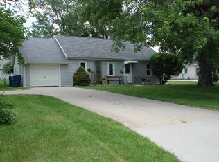 3940 Kennedy Dr, East Moline, IL 61244