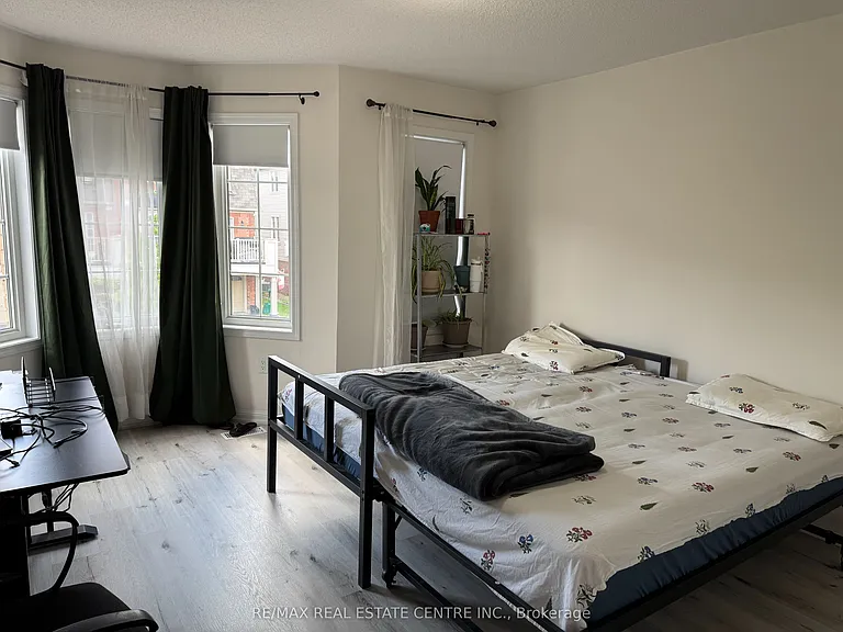 370 Cavanagh Ln — Photo 12