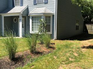 12 Van Pelt Ct, East Brunswick, NJ 08816