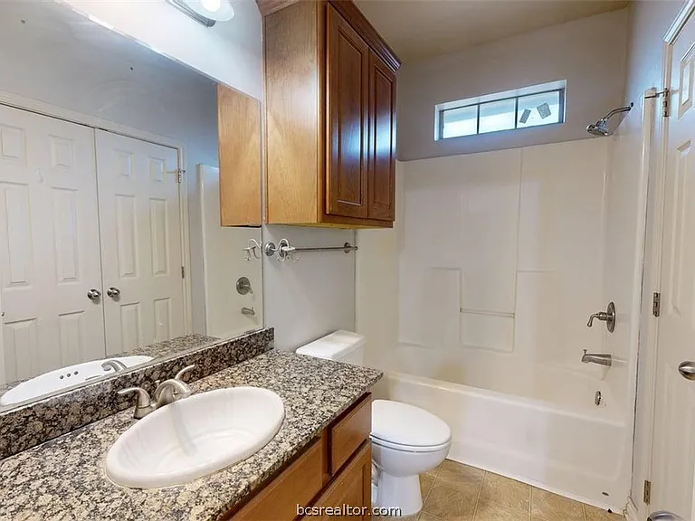 332 Forest Dr — Photo 24