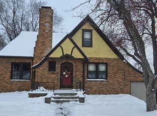 11 Blackstone Ave, Sioux City, IA 51104