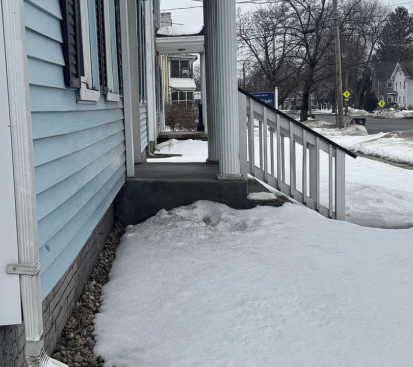 1st image of 60 Franklin St #10