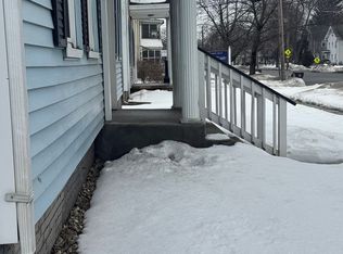 60 Franklin St #10, Westfield, MA 01085