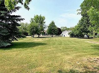 Lavonne St, Greene, IA 50636