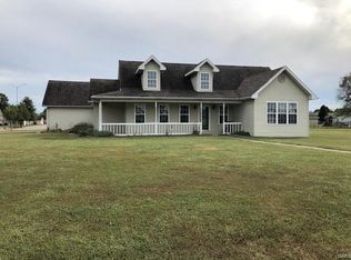 1500 Posey St, Marion, IL 62959