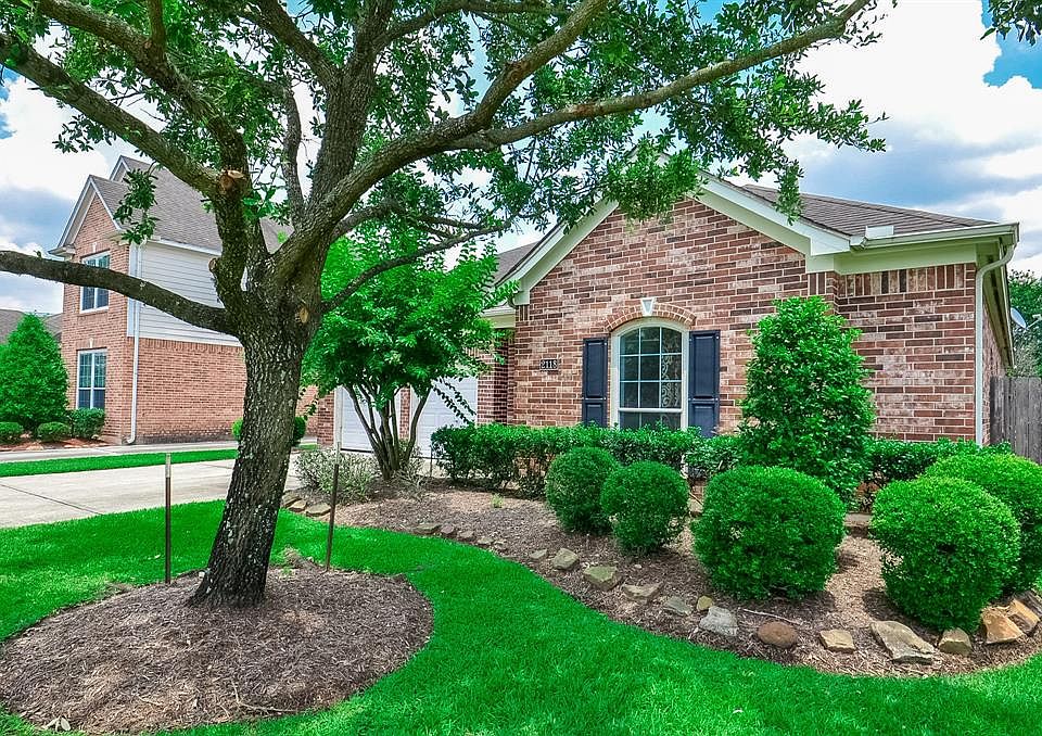 1st image of 2118 Monarch Hollow Ln