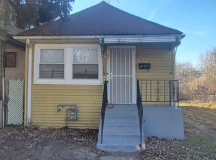8034 S Manistee Ave, Chicago, IL 60617