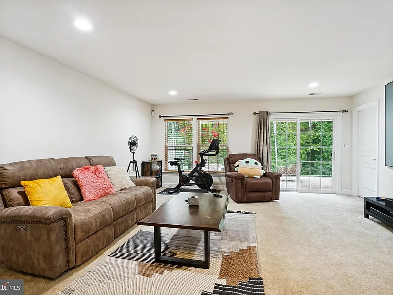 16608 Danridge Manor Dr — Photo 22