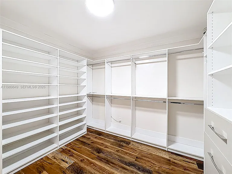 4330 SW 7th St — Photo 33