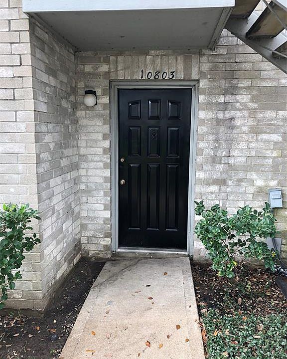 1st image of 10803 Braes Bend Dr