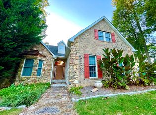 3 Eagles Nest Ln, Asheville, NC 28806