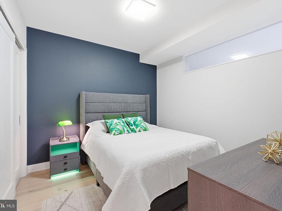 1st image of 1211 Van St SE #612