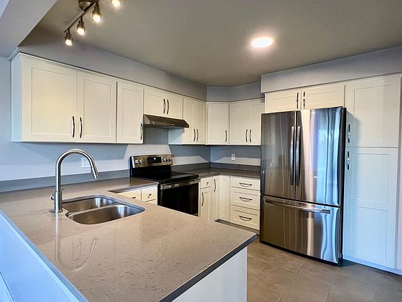 New stainless steel french door refrigerator
