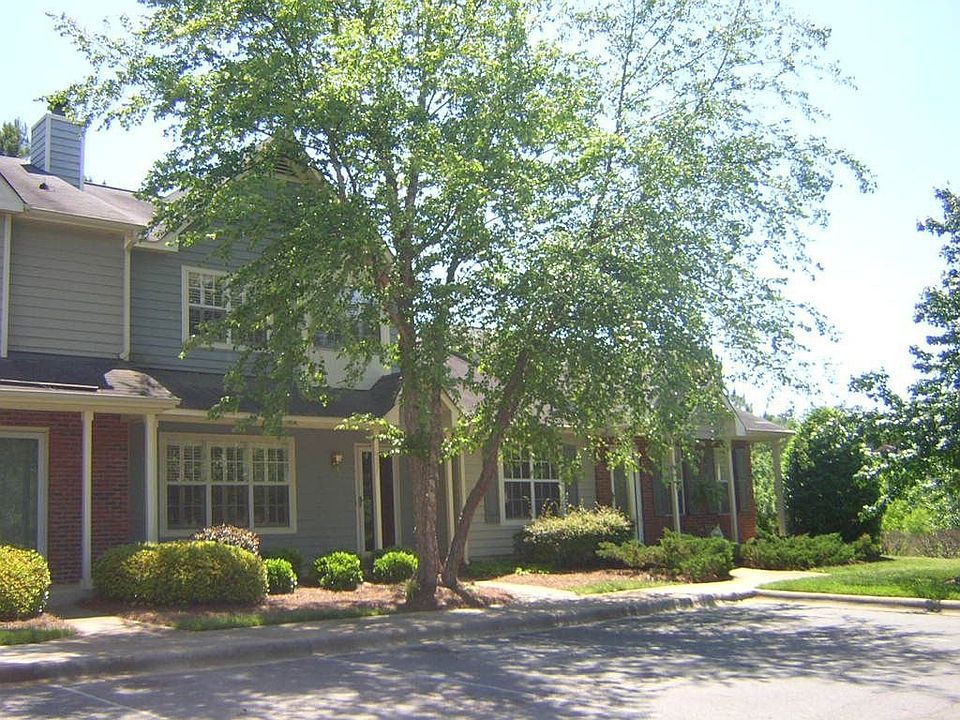 Golf Course Community