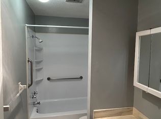 10311 Cedar Lake Rd APT 208, Minnetonka, MN 55305