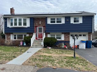 5 Dartmouth St, Randolph, MA 02368