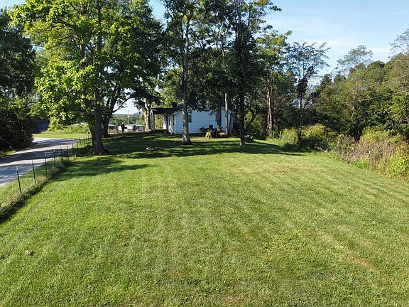5th image of 465 Old Monterey Rd