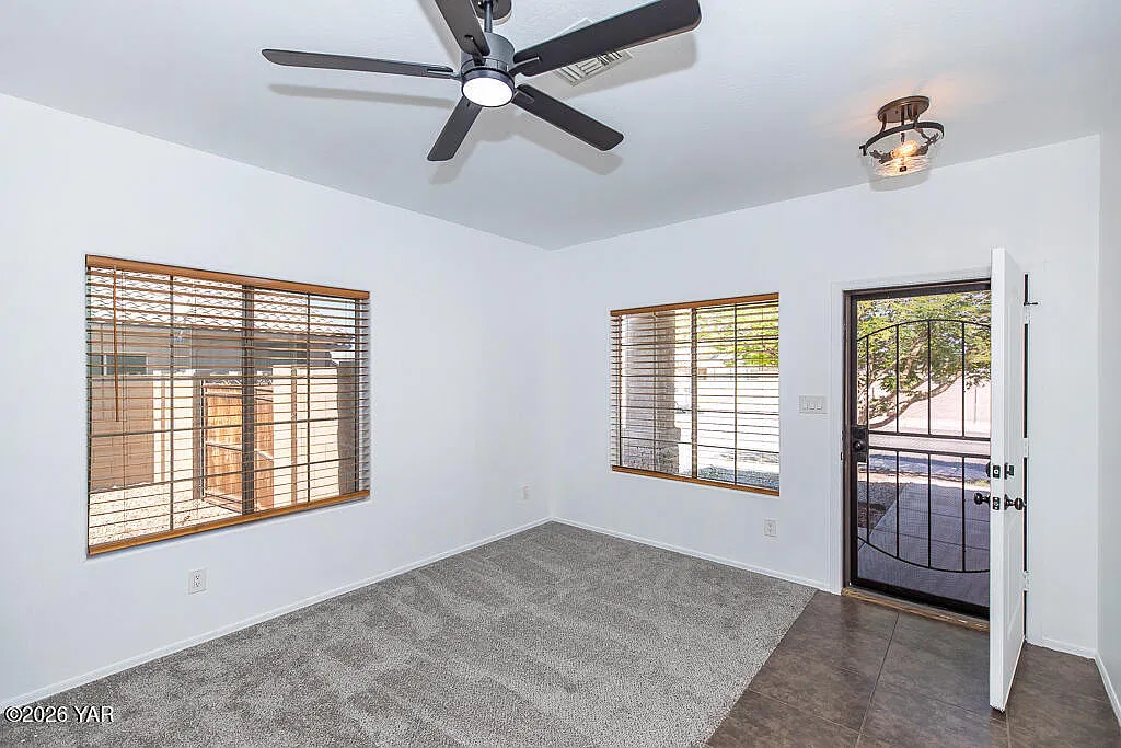3 bed, 2.0 bath, 1413 sqft, $1,850 — Photo 3