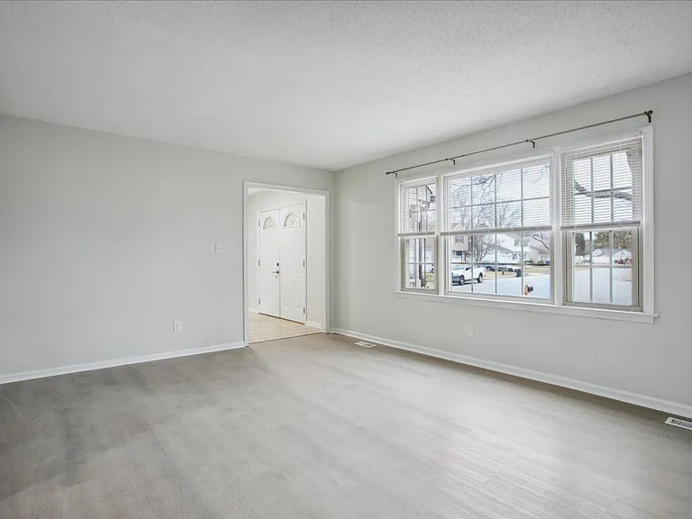1 Sandpiper Ct — Photo 3