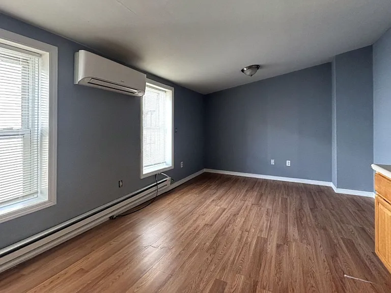 1701 N 20th St #3R — Photo 4