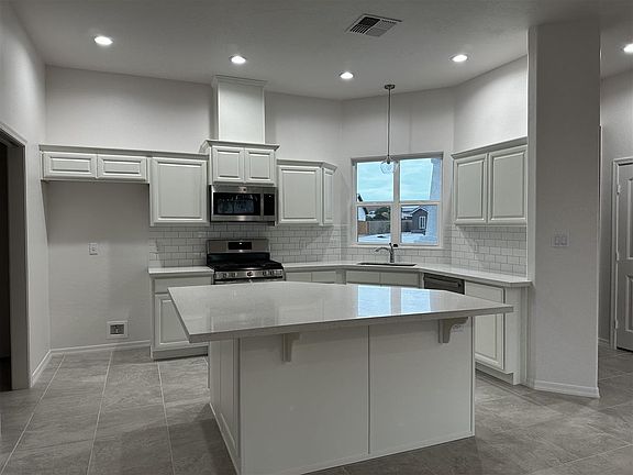 2nd image of 3474 W 38th Pl