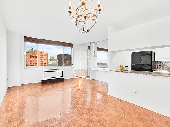 2nd image of 250 S End Ave APT 11G