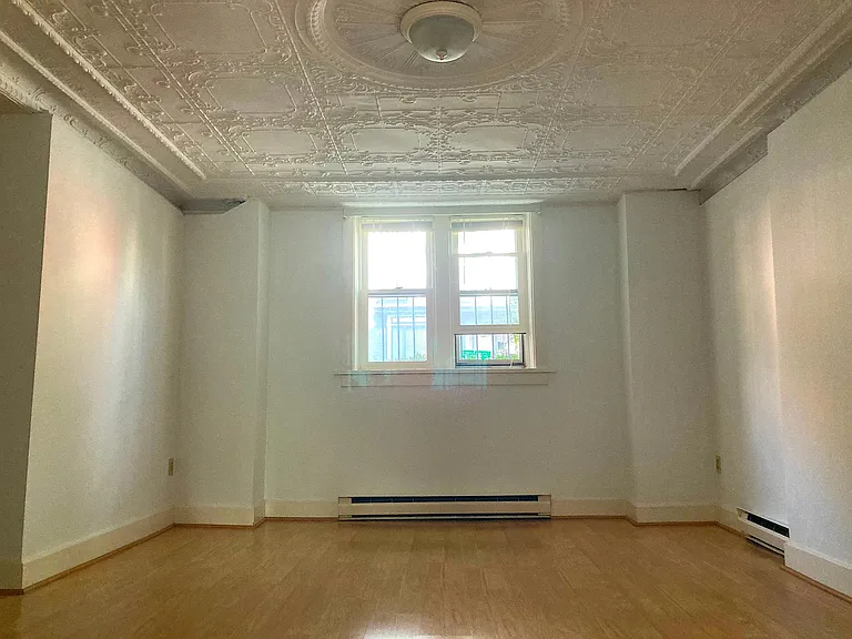 60 Philip St #BASEMENT — Photo 6