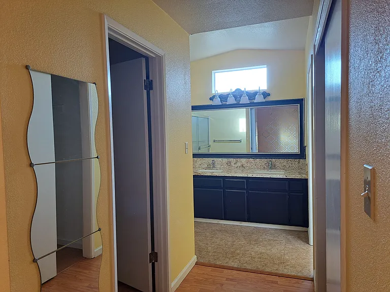 9507 Salinger St — Photo 27