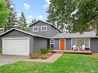 6121 NE 204th St, Kenmore, WA 98028