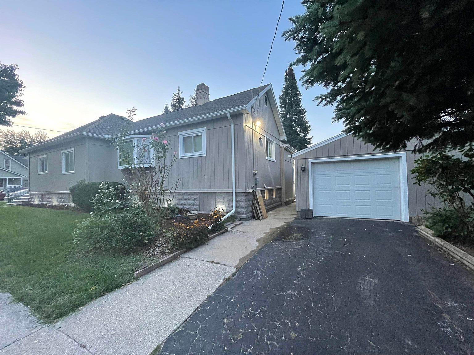 200 N Dewitt St, Bay City, MI 48706 Zillow