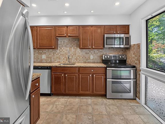 4th image of 2206 Lofty Heights Pl