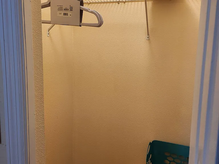 walk in closet