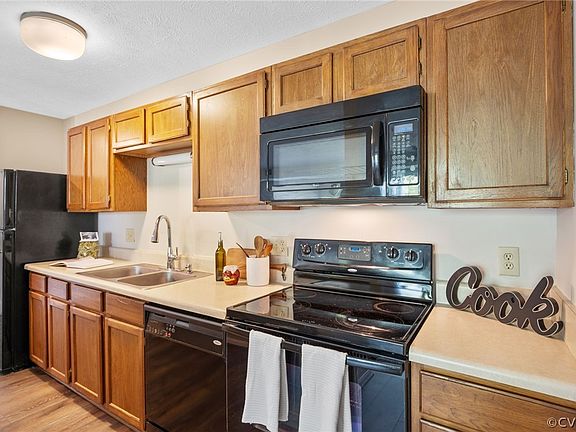 5th image of 9396 Wind Haven Ct Unit 205
