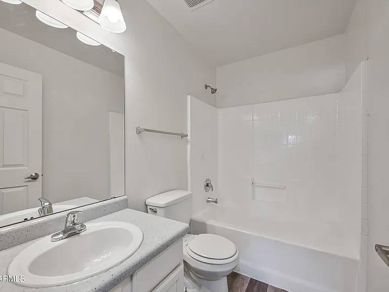 5010 N 22nd Ave #109 — Photo 15