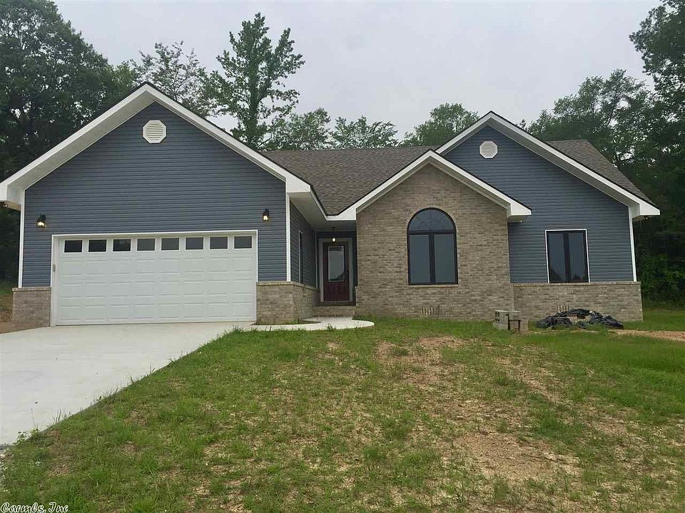 1st image of 124 Caney Pl