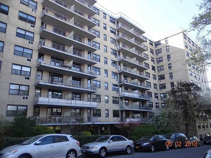 Parc Plaza Complex
