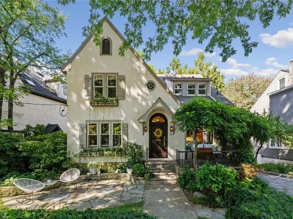 23 Suburban Avenue, Pelham, NY 10803