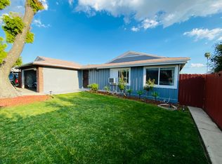 1186 E Kingsley Ave, Pomona, CA 91767