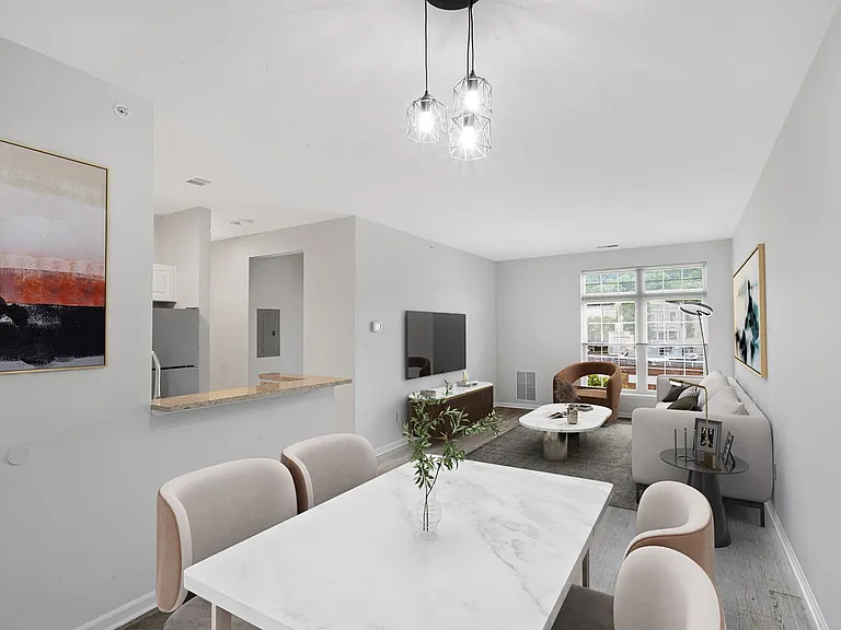 BELLCLAIRE, LLC — Photo 4