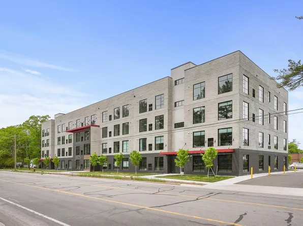 1825-226 E 8th St, Traverse City, MI 49686