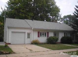 436 Park St, Tracy, MN 56175