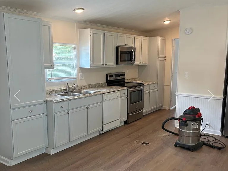 11 Alice Ct — Photo 6