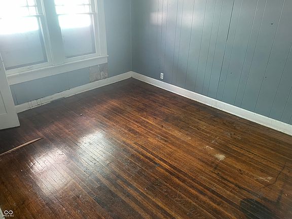 5th image of 2022 N Olney St