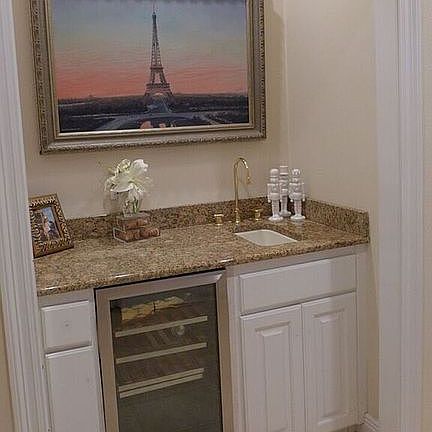 Wet Bar in Family Room