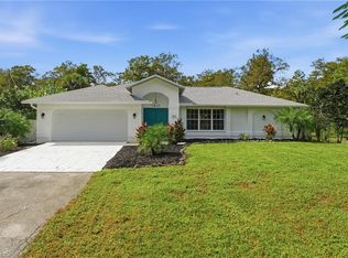 391 8th St SE, Naples, FL 34117