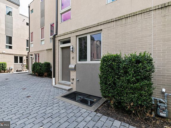 2nd image of 740 S Columbus Blvd Unit 41