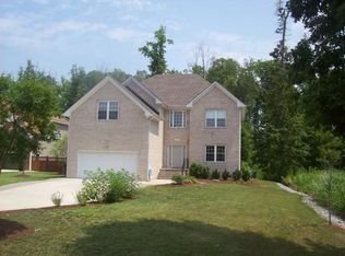 301 Berry Ridge Ln, Suffolk, VA 23435